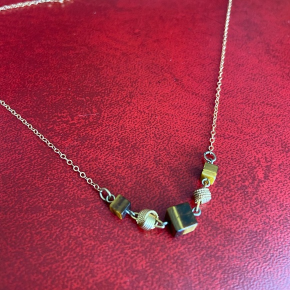 Beautiful 1/20 12kt Gold Necklace Vintage Jewelry Brown Stone Cubes Beads Knots - Picture 6 of 6